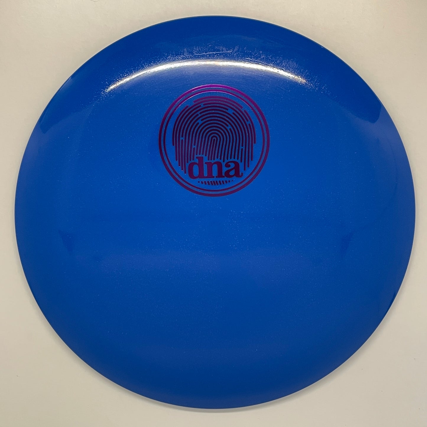 Discmania DD3 Light Weight S-Line Ella Hansen's DNA Signature Series - Distance Driver